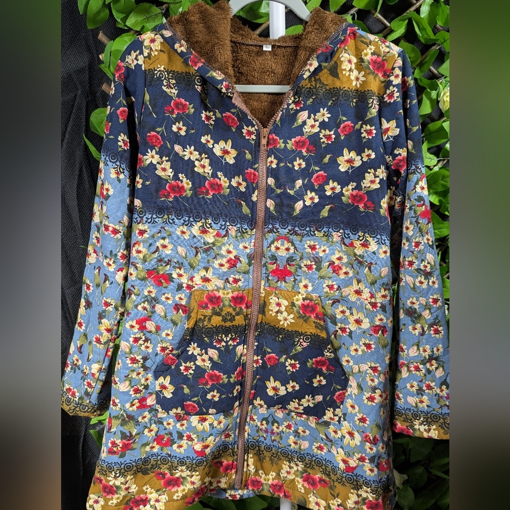 Cellabie Floral Hooded Women's Fuzzy Lined  Jacket Size L